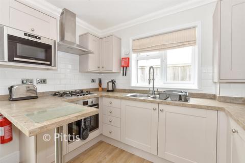 Fort Warden Road, Totland Bay, Isle... 2 bed park home for sale