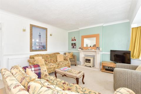 Norfolk Way, Bognor Regis, West Sussex 4 bed detached house for sale