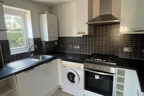 Wherry Close, Margate, Kent 2 bed flat for sale