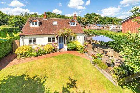 Cricketers Lane, Surrey GU20 4 bed detached house for sale