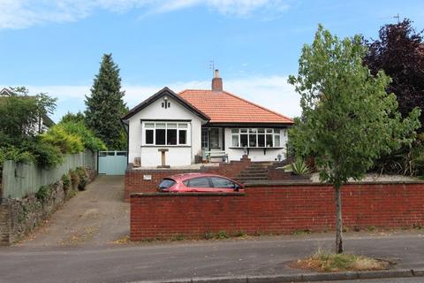 Compton Road, Compton, Wolverhampton... 3 bed detached bungalow for sale
