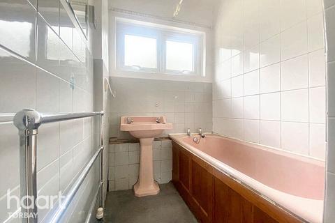 Lower Woodfield Road, Torquay 2 bed flat for sale