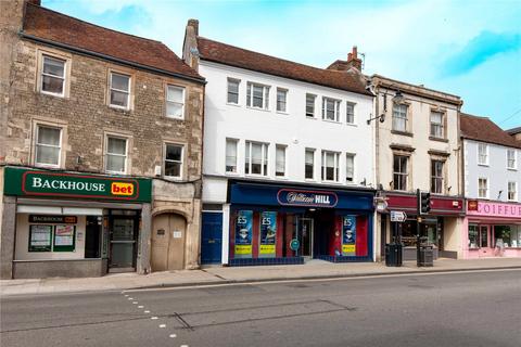 Market Place, Warminster 2 bed apartment for sale