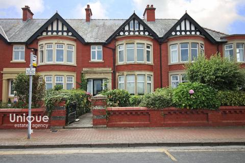 The Esplanade,  Fleetwood, FY7 4 bed terraced house for sale