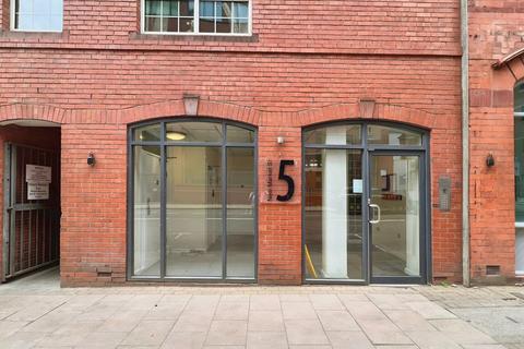 Birmingham B3 2 bed apartment for sale