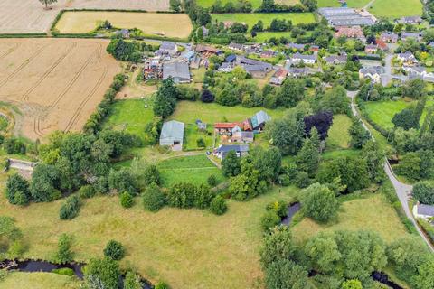 Clunton, Craven Arms, Shropshire 3 bed detached house for sale