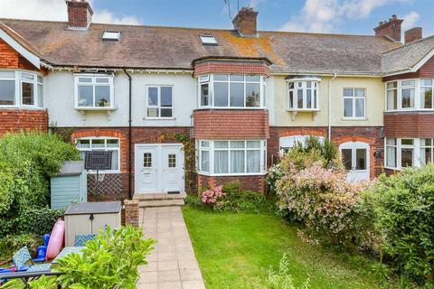 Grand Avenue, Worthing, West Sussex 2 bed ground floor flat for sale