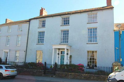 Penfro, 111 Main Street, Pembroke 7 bed terraced house for sale