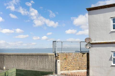 Marine Parade, Sheerness, Kent 2 bed terraced house for sale