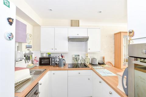 Montargis Way, Crowborough, East Sussex 1 bed flat for sale