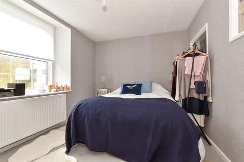 Dover Street, Ryde, Isle of Wight 2 bed maisonette for sale