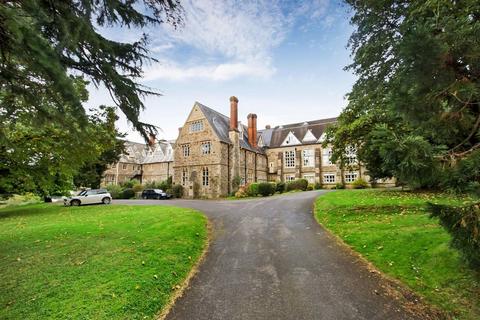 Devon House Drive, Bovey Tracey, TQ13 2 bed apartment for sale