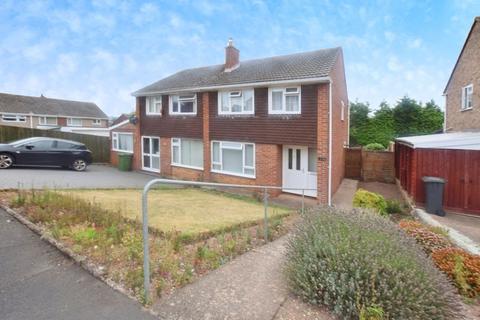 Sullivan Road, Exeter 3 bed semi