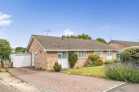 2 bedroom semi-detached bungalow for sale