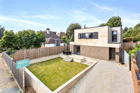 The Droveway, Hove BN3 3 bed detached house for sale