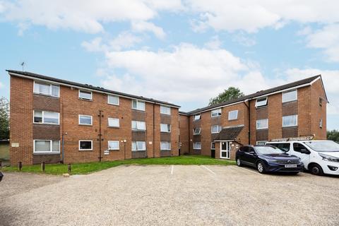 Huxley Close, Northolt UB5 2 bed flat for sale