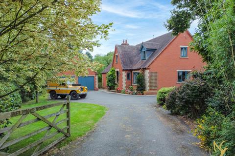 Worcester WR6 5 bed detached house for sale