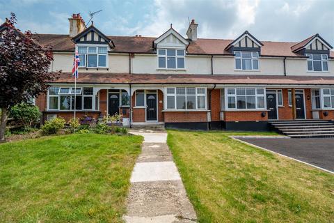 141 Bow Road, Wateringbury, Maidstone 2 bed terraced house for sale