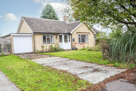 Jackson Road, Bledington 2 bed detached bungalow for sale