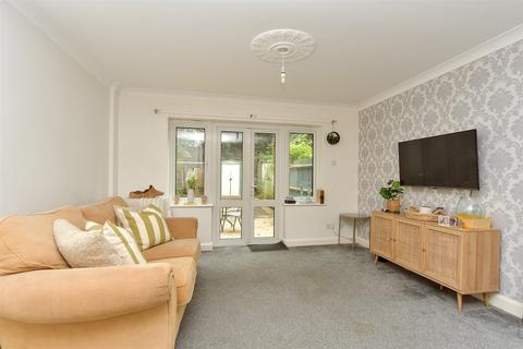 Oliver Twist Close, Rochester, Kent 2 bed terraced house for sale
