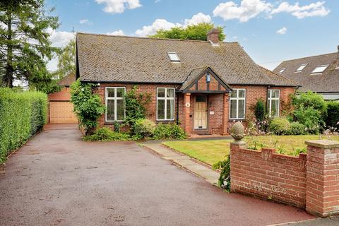 Salts Avenue, Loose, ME15 4 bed detached bungalow for sale