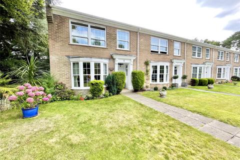 Halton Close, Christchurch BH23 4 bed end of terrace house for sale