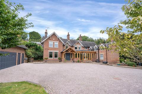 6 bedroom detached house for sale