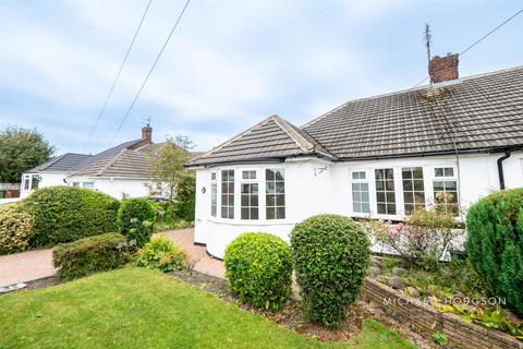 2 bedroom semi-detached bungalow for sale