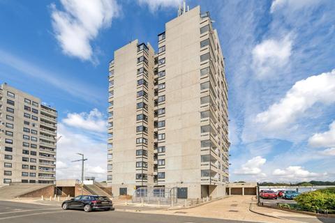 Trewsbury House, Hartslock Drive... 1 bed flat for sale
