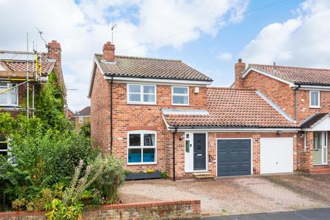 Cawood Road, Wistow, Selby 3 bed link detached house for sale