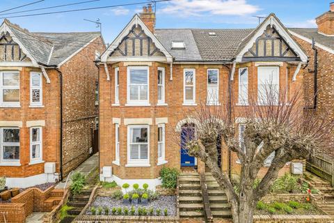 Hopwood Gardens, Tunbridge Wells, TN4 4 bed semi