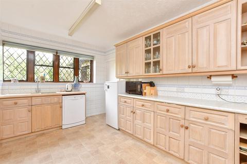 Woodcote Park Avenue, Purley, Surrey 5 bed detached house for sale