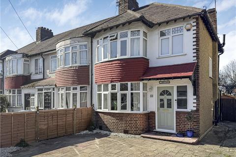 Wills Crescent, Whitton, Hounslow, TW3 3 bed end of terrace house for sale
