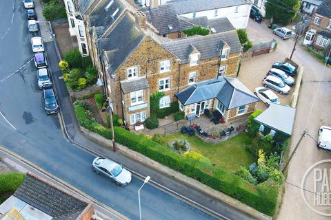 Westgate, Hunstanton Guest house for sale