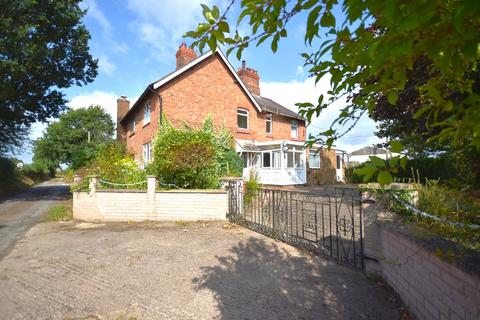Chapel Lane, Bronington 3 bed semi