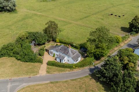 The Green, Milton Keynes, MK6 3 bed detached house for sale