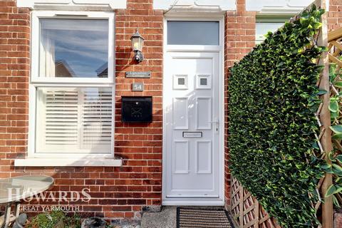 Tan Lane, Caister