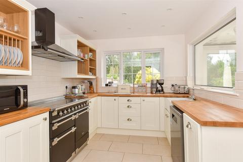 Newnham Road, Binstead, Ryde, Isle of... 3 bed semi