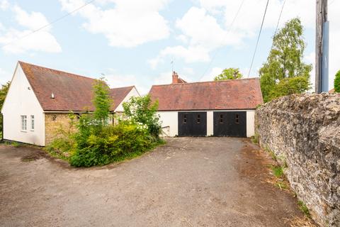 Bicester Road, Long Crendon... 3 bed detached house for sale