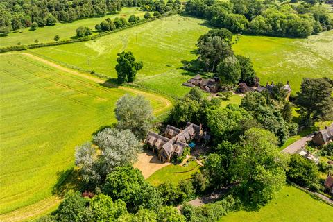 Upper Harlestone, Northamptonshire, NN7 7 bed detached house for sale