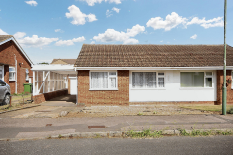 2 bedroom semi-detached bungalow for sale