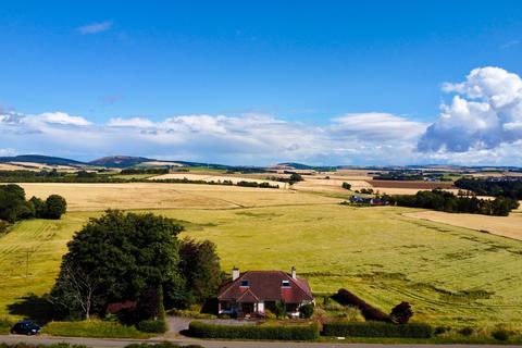 5 bedroom detached bungalow for sale