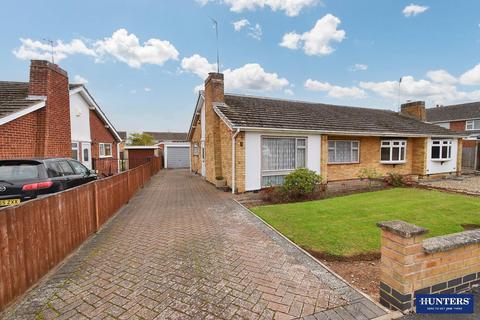 2 bedroom semi-detached bungalow for sale