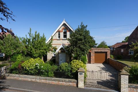 Moor Monkton, York, YO26 4 bed detached house for sale