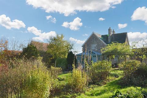 Manston, Sturminster Newton 2 bed cottage for sale