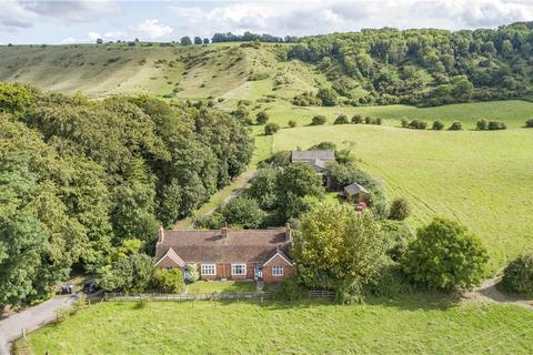 Bratton Road, Wiltshire BA13 4 bed property with land for sale