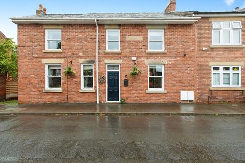 5 bedroom semi-detached house for sale