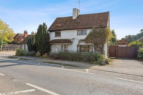 Marlow Road, Marlow SL7 2 bed detached house for sale