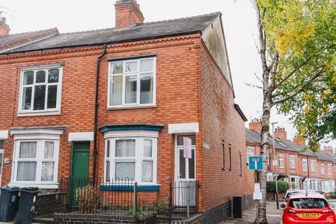 Lorne Road, Clarendon Park, LE2 3 bed end of terrace house for sale