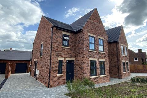 Holly Road, Uttoxeter 4 bed detached house for sale